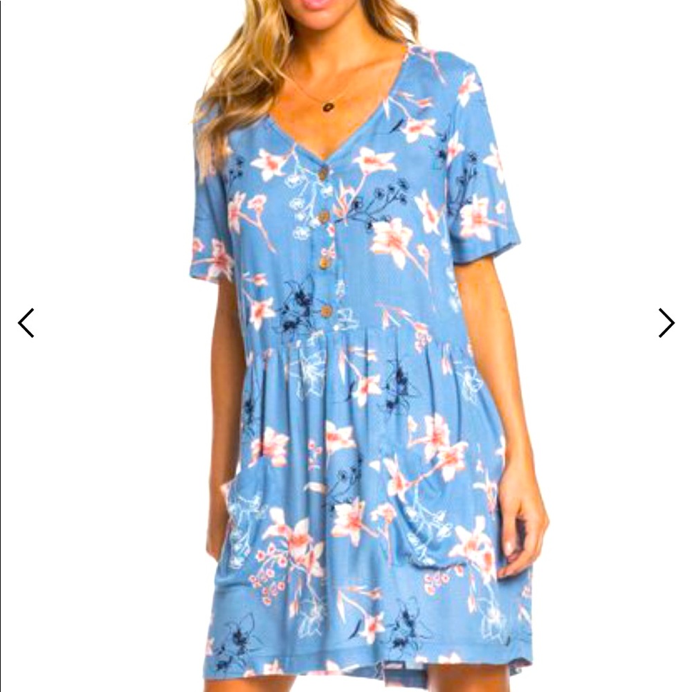 Roxy Twisted Style Short Sleeved Dress